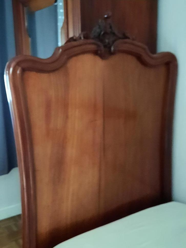 1persoonsbed in mahonie en nachttafel met marmer blad, Antiek en Kunst, Antiek | Meubels | Bedden, Ophalen