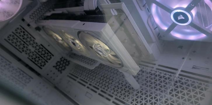 Powercolor Hellhound Radeon 7900 XTX Spectral, Computers en Software, Videokaarten, Zo goed als nieuw, AMD, PCI-Express 4.0, GDDR6