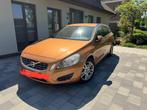 Volvo v60 momentum T3, Auto's, Volvo, Voorwielaandrijving, Euro 5, Overige kleuren, 1600 cc