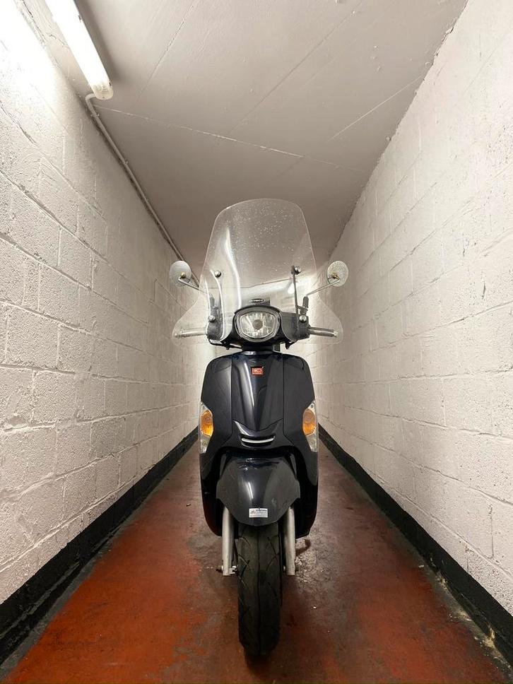 Kymco Like CLASSE A – 10 000 km – Comme neuf (Sans permis), Vélos & Vélomoteurs, Scooters | Kymco, Neuf, Like, Classe A (25 km/h)