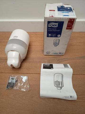 Zeepdispenser - Tork - Mini Wit S2 - 561000 - NIEUW beschikbaar voor biedingen