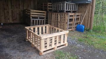 caisses en bois pour bois de chauffage ou jardinières