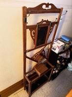 Antieke houten staanKapstok, Ophalen, Metaal
