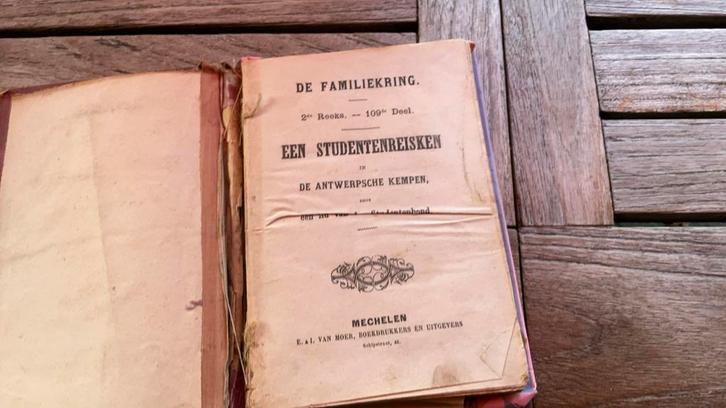Een Studentenreisken – De Familiekring (Mechelen), Antiek en Kunst, Antiek | Boeken en Manuscripten, Ophalen of Verzenden