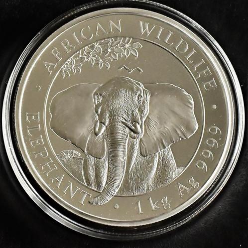 Zilveren kilomunt Somalia elephant 2021 999 zilver., Postzegels en Munten, Edelmetalen en Baren, Zilver, Verzenden