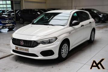 Fiat Tipo Berline 1.4i - AIRCONDITIONING / RADIO USB beschikbaar voor biedingen