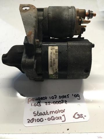 Peugeot 107 1.0 B 5drs 2009 2500072  Startmotor 28100-0Q012J beschikbaar voor biedingen