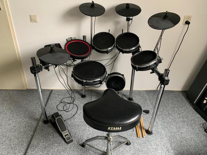 Alesis Surge Mesh Kit Elektronisch drumstel special edition, Muziek en Instrumenten, Drumstellen en Slagwerk, Zo goed als nieuw