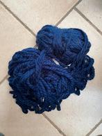 Zacht, dik, blauw garen - €1 voor beide bolletjes samen, Ophalen, Zo goed als nieuw
