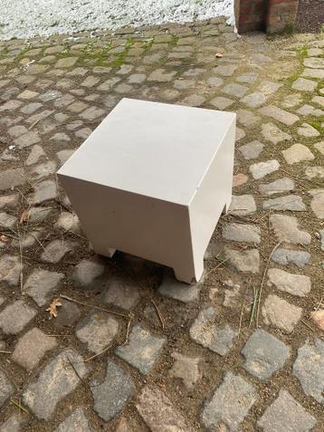 nachtkastje bijzettafeltje