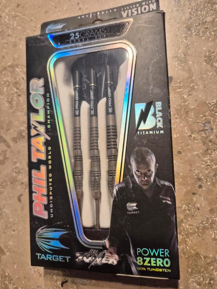 Phil Taylor power 8zero darts in 25gr, Muziek en Instrumenten, Snaarinstrumenten | Gitaren | Bas, Ophalen