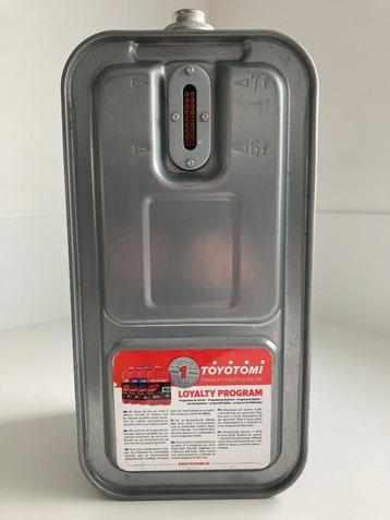 wisseltank Toyotomi en Zibro kachels beschikbaar voor biedingen