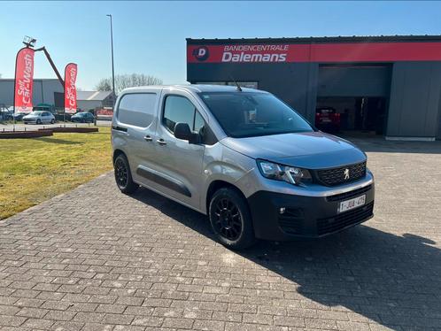 Peugeot partner, Auto's, Bestelwagens en Lichte vracht, Particulier, Achteruitrijcamera, Airconditioning, Apple Carplay, Bluetooth