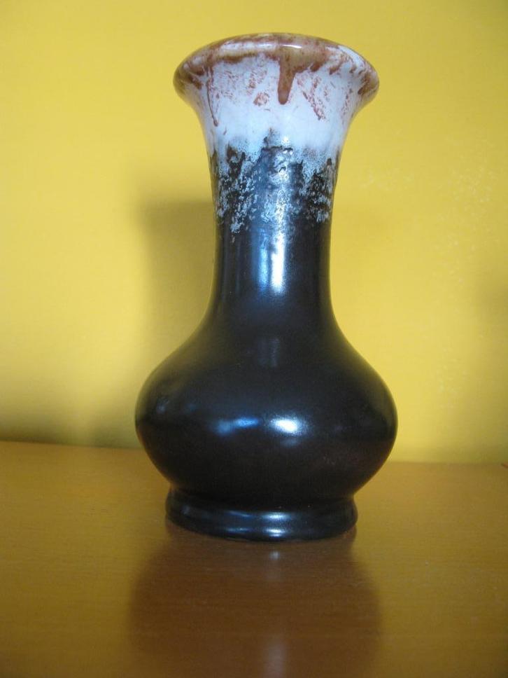 Vase Belge en céramique numéro 250, Antiek en Kunst, Antiek | Keramiek en Aardewerk, Ophalen of Verzenden