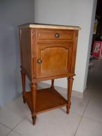 Nachttafel nachtkastje kastje bijzettafel marmer déco, Huis en Inrichting, Slaapkamer | Nachtkastjes, Ophalen, Hout