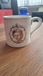 Staffordshire Queen Elizabeth II zilveren jubileum tas 1977, Neuf, Uni, Enlèvement ou Envoi, Céramique