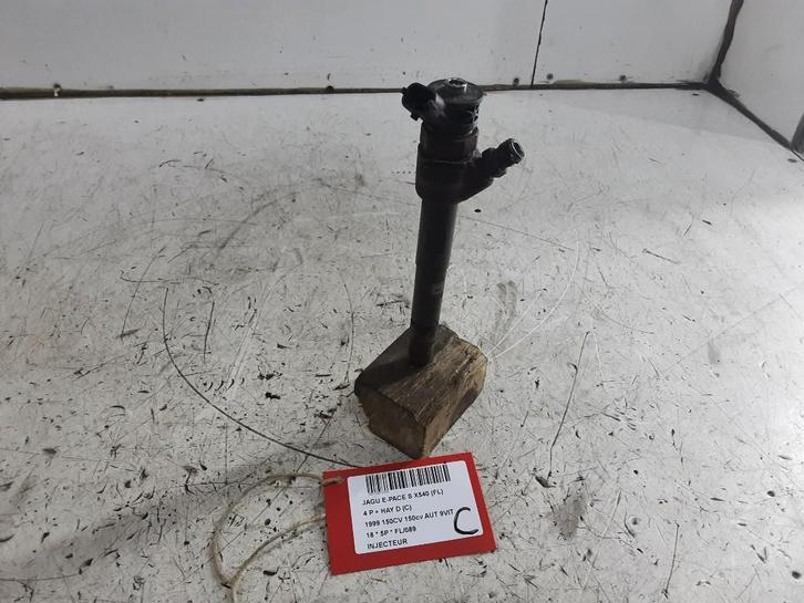 INJECTEUR Jaguar E-Pace (01-2017/-) (G4D39K546AA), Autos : Pièces & Accessoires, Systèmes à carburant, Jaguar, Utilisé