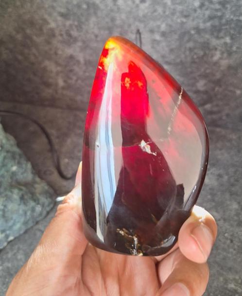 prachtig amber barnsteen sumatra indonesie	191	gram donker!, Verzamelen, Mineralen en Fossielen, Fossiel, Ophalen of Verzenden