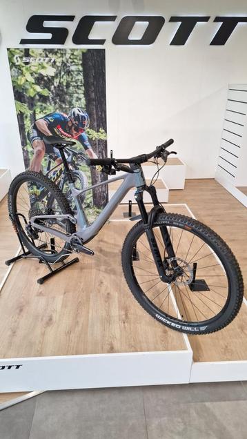 SCOTT Spark 920M -45%! beschikbaar voor biedingen