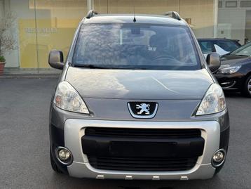 Peugeot Partner voor gehandicapten met een schorsing van 1,6 beschikbaar voor biedingen