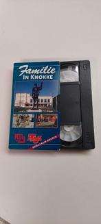 Famille à Knokke - VHS, Collections, Comme neuf, Enlèvement ou Envoi, TV