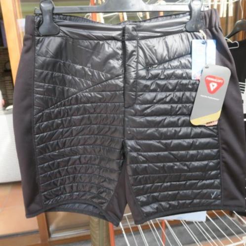 Short nieuw zwart INDyEVA mt L, Kleding | Dames, Broeken en Pantalons, Nieuw, Maat 42/44 (L), Zwart, Kort, Ophalen of Verzenden