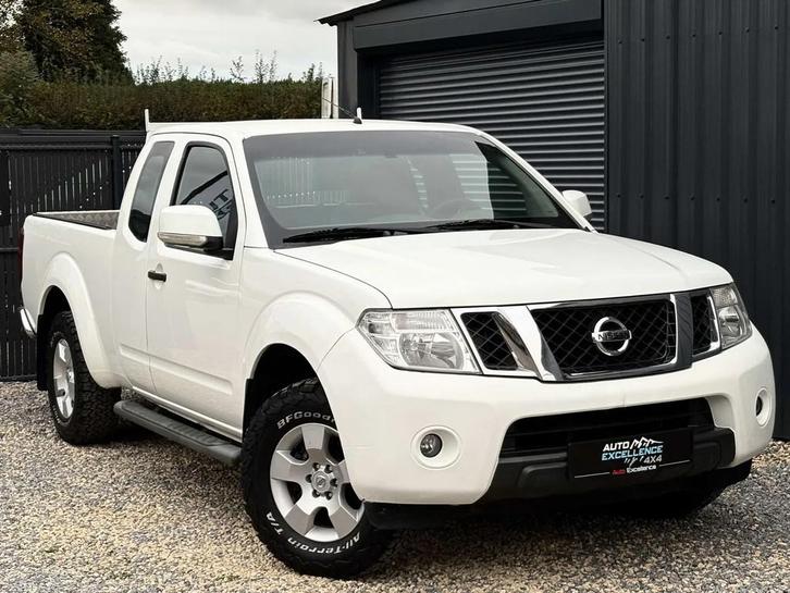 Nissan Navara 2.5 dCi 4x4/ King Cab/ Garantie (bj 2010), Auto's, Nissan, Te koop, Overige modellen, ABS, Airbags, Airconditioning