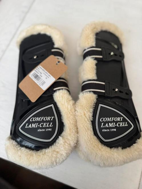 Te koop: Nieuwe Lami-Cell Comfort Peesbeschermers – Maat L, Dieren en Toebehoren, Paarden en Pony's | Beschermers, Nieuw, Rijden