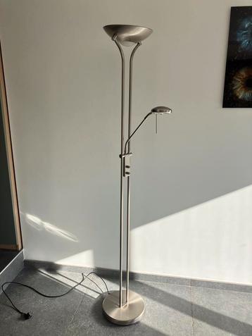 Lampe halogène sur pied , lampadaire, Enlèvement, Utilisé