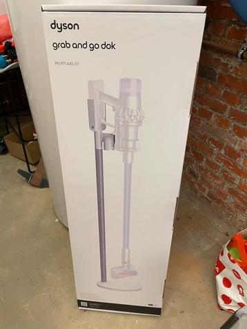 Dyson grab and go dock