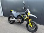Husqvarna - 701 SUPERMOTO, Motoren, Bedrijf, LED Verlichting, 690 cc, Minimaal motorrijbewijs A2