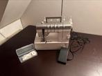 Janome coverpro 3000p coverstitch machine, Hobby en Vrije tijd, Naaimachines en Toebehoren, Ophalen of Verzenden, Zo goed als nieuw