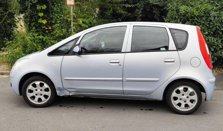 Mitsubishi Colt 1300 essence Euro4 de 2005, Auto's, Mitsubishi, Particulier, Colt, ABS, Airbags, Airconditioning, Boordcomputer