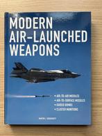 Modern Air-Launched Weapons Martin Dougherty, Ophalen of Verzenden, Zo goed als nieuw, Luchtmacht