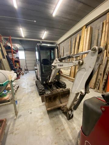 Mini pelle Bobcat E 19, Enlèvement, Grue