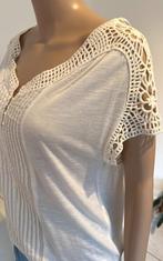 Beautiful T-shirt with lace (size S/M) Esprit, Maat 38/40 (M), Beige, Ophalen of Verzenden, Korte mouw