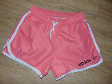 Short Adidas nieuwstaat