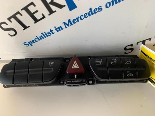 Paniekverlichtings Schakelaar van een Mercedes C-Klasse, Auto-onderdelen, Dashboard en Schakelaars, Mercedes-Benz, Gebruikt, 3 maanden garantie