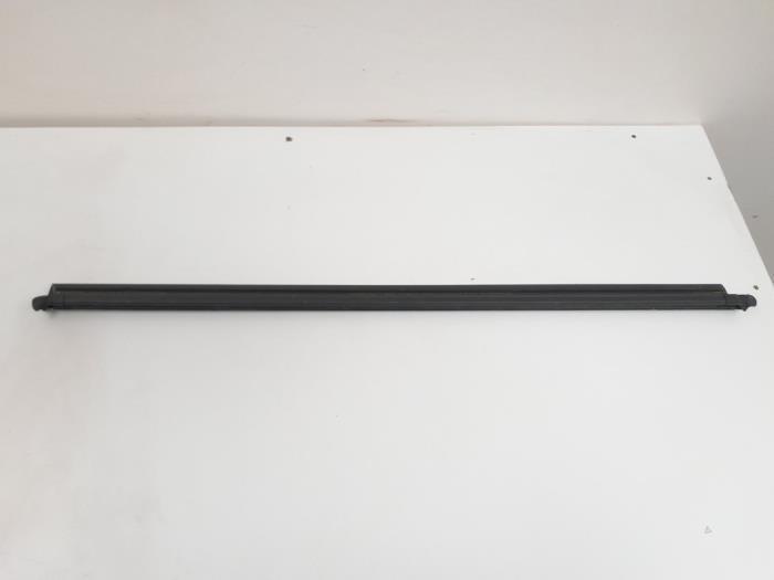 Joint de vitre d'un Volkswagen Golf, Autos : Pièces & Accessoires, Carrosserie & Tôlerie, Volkswagen, Utilisé, 3 mois de garantie