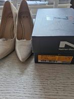 Schoenen van Nathan maat 39, goudkleurig 7cm hoog, Ophalen, Zo goed als nieuw