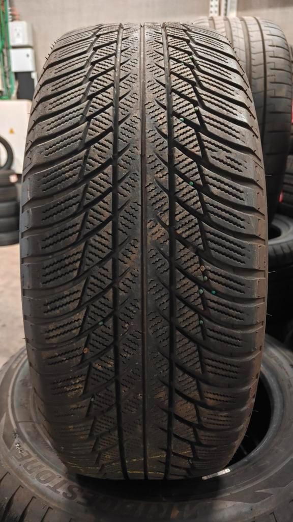 Pneus d'hiver 225/55r17 Bridgestone 22555r17 2x, Autos : Divers, Pièces de sport automobile, Enlèvement