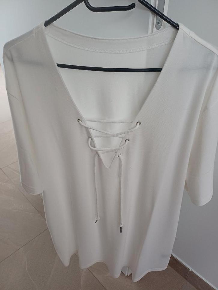 Shein - lichte t-shirt met vetersluiting (mt XXL), Kleding | Heren, T-shirts, Nieuw, Overige maten, Wit, Ophalen of Verzenden