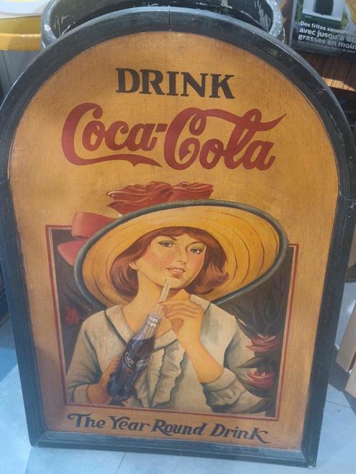Houten bord  Coca Cola , in reliëf   , wanddecoratie, Antiek en Kunst, Kunst | Beelden en Houtsnijwerken, Ophalen of Verzenden