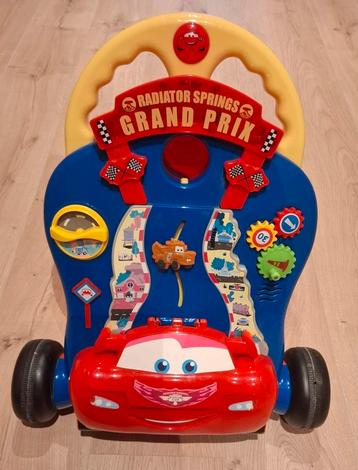 Loopwagentje met activiteiten Disney (cars) met 3 balletjes  beschikbaar voor biedingen