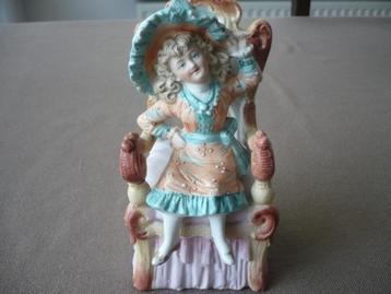 Figurine en biscuit colorée - antique