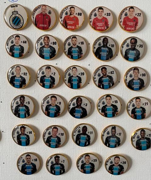 Club Brugge FC Bruges 29 Pins 2019 2020 joueurs entraîneurs, Collections, Broches, Pins & Badges, Comme neuf, Insigne ou Pin's