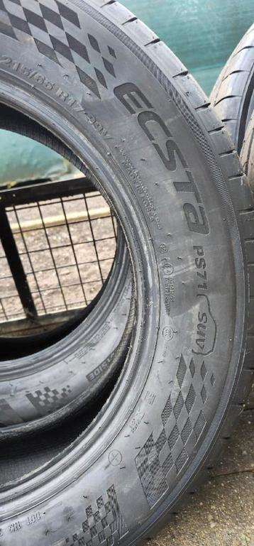 215 65 R17 99V Kumho bijna nieuwe banden!  beschikbaar voor biedingen