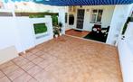 Gerenoveerde bungalow zonder bovenburen in Torrevieja...., Torrevieja, Spanje, Woonhuis, 64 m²