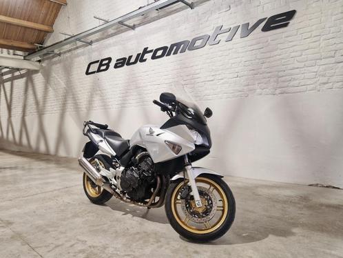 Honda CBF600S in zeer goede staat !, Motoren, Motoren | Honda, Bedrijf, Toermotor, meer dan 35 kW, 4 cilinders, Ophalen of Verzenden