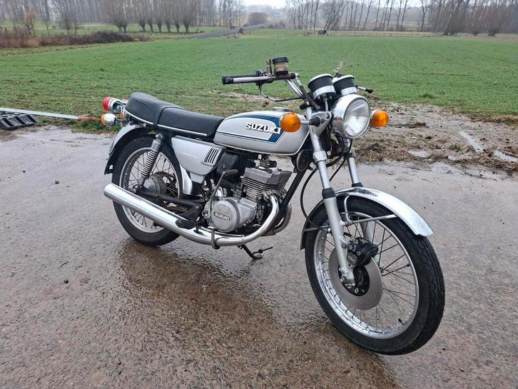 Suzuki GT 125, Motos, Motos | Oldtimers & Ancêtres, Enlèvement